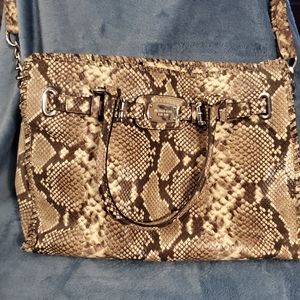 Michael kors purse